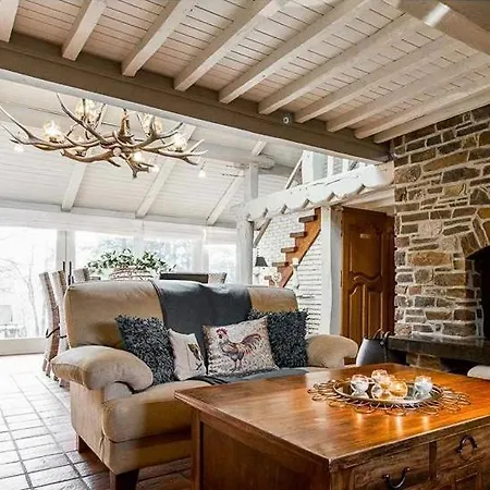 Le De La Harde Holiday home Momignies